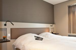 Family Apartment room in Castelnou Aparthotel