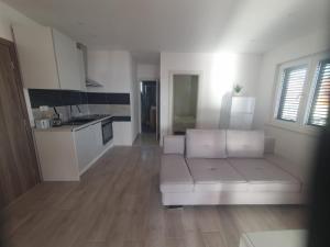 Novouređeni apartmani Iva, Okrug Gornji