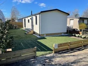 Cozy Chalet at the Beach in Petten, Netherlands - Leihoek