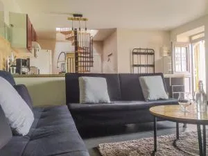 Spacieux Appartement au Calme 15min sud de Lyon proche Métro et Gare Confluence Aquarium Gerland - Pierre-Bénite