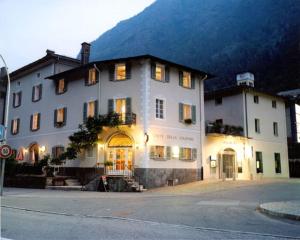Hotel Boutique Hotel Albergo Stazione Campocologno Switzerland