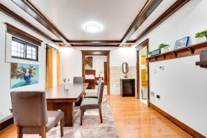 Buffalo Vacation Rental about 20 Mi to Niagara Falls!