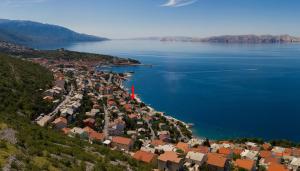 Apartments by the beach Adela Senj