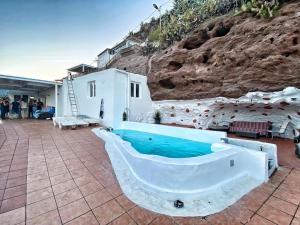 Casas Cuevas Tecen Valsequillo