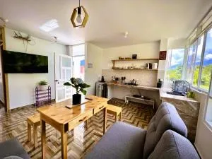 Colina Haus, casa vacacional Oxa - La Merced