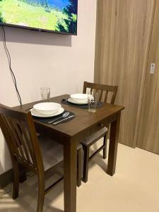 Modern 1-BR Condo Unit