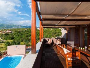 Holiday Villa Sunset View in Rovanjska with pool, near Zadar 