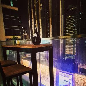 Luxe Bonifacio Global City Taguig Uptown Condo Hotel 1 BR Suite