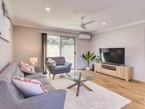 Breeze in Toogoom - Howard