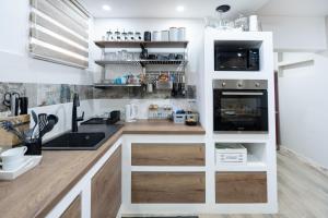 Cozy House In Nature With Hot Tub - Happy Rentals