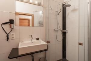 Double Room with Balcony room in Aparthotel Ambiente