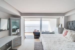 Harbor 9005 Beachfront 2bdr by Moikkarentals