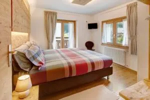 Casa Al Rin Ski Bike and Wellness - 伊索拉察