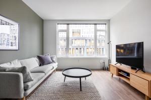 S Lake 1BR w Gym WD nr Whole Foods SEA-1