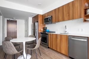 S Lake 1BR w Gym WD nr Whole Foods SEA-1