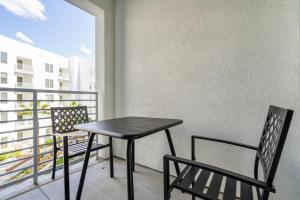 Fremont 1BR w Roof Pool Spa nr TJ WF SFO-983