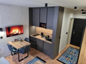 ANIMA Bela reka C121, Brzeće