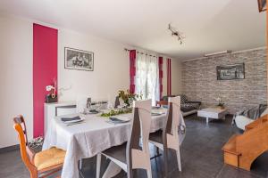 Maison Urt - Charmante maison avec piscine