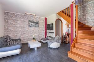 Maison Urt - Charmante maison avec piscine