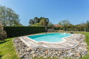 Maisons de vacances Maison Urt - Charmante maison avec piscine : photos des chambres