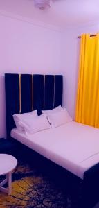 Lux Suites Vee studio Apartments Bamburi