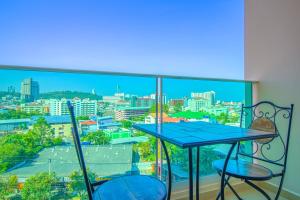 SUITE APARTMENT in CITY GARDEN TOWER Pool, Sauna & Gym 1 Km From Walking Street