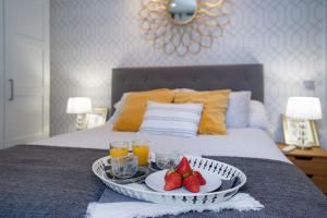 Sea views Penthouse City Center