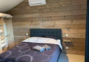 B&B / Chambres d'hotes Le Jardin Des Hirondelles : Chambre Lit King-Size Deluxe