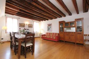 Three-Bedroom Apartment room in Residence dei Mori