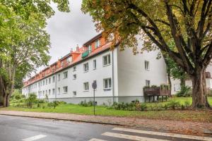 Family Three Bedroom Apartment Podczele Sunrise by Renters