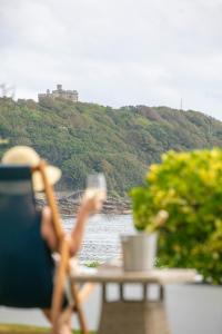 Cliff Rd, Falmouth, Cornwall, TR11 4NX, England.