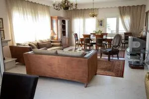 ANASTASIA APARTMENT - Vromerí