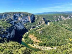 Maisons de vacances Le Mas des Lucioles a Vinezac : photos des chambres