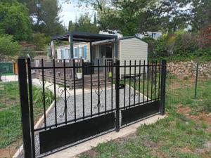 Maisons de vacances Gites en Provence tout proche de la mer : photos des chambres