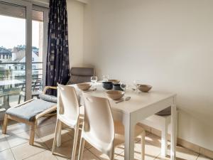 Apartment in St Idesbald near the Sea