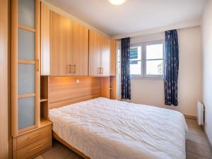 Apartment in St Idesbald near the Sea