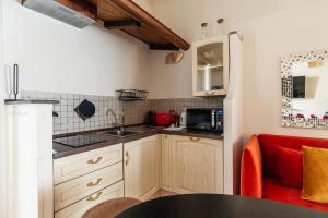 4-rooms flat at Vatican