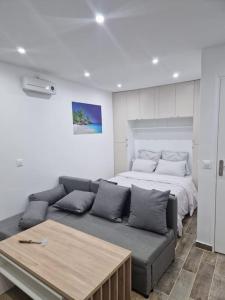 Joli studio calme contemporain CDGPARC DEXPO VILLEPINTEPARIS