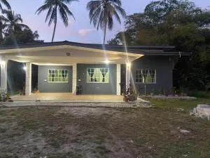 iena homestay - Kampung Poring