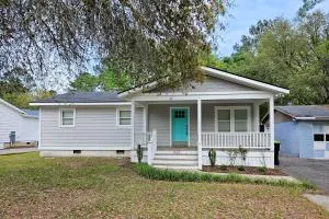 The Grey Pearl - Brick Landing