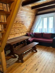 Dom Nad Jeziorem Raduńskim