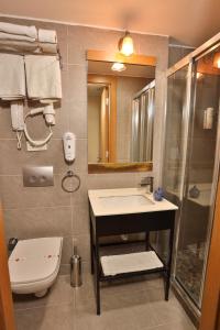 Family Suite room in Cumbali Plaza Hotel