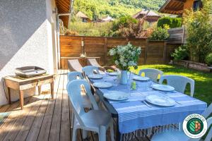 Sous le soleil de Lanfon - Maison au Calme avec jardin clos by LocationlacAnnecy, LLA Selections