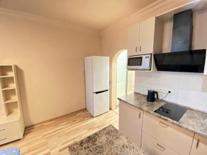 Затишна квартира в ЖК Каховська, метро Лівобережна, МВЦ