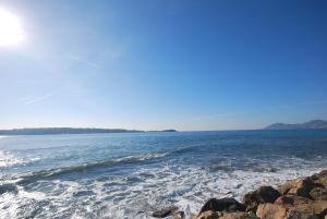 CROISETTE AZUR ONE BEDROOM APARTMENT WITH TERRACE