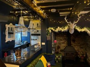 8 Opera Suites, Llangollen