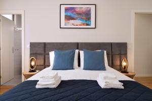 Invicta Premium - 4BR Downtown apartment with AC