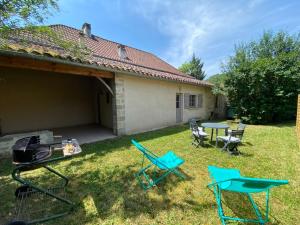 Maisons de vacances Gite Saint-Antonin-Noble-Val, 2 pieces, 3 personnes - FR-1-605-38 : photos des chambres