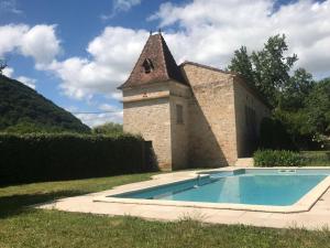 Maisons de vacances Gite Saint-Antonin-Noble-Val, 2 pieces, 3 personnes - FR-1-605-38 : photos des chambres