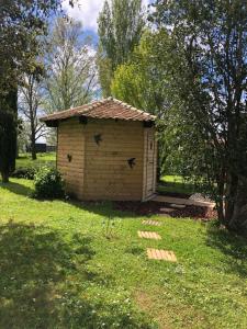 Maisons d'hotes Au Domaine des Oiseaux ses chambres sa gloriette insolite face a l'etang bucolique : photos des chambres